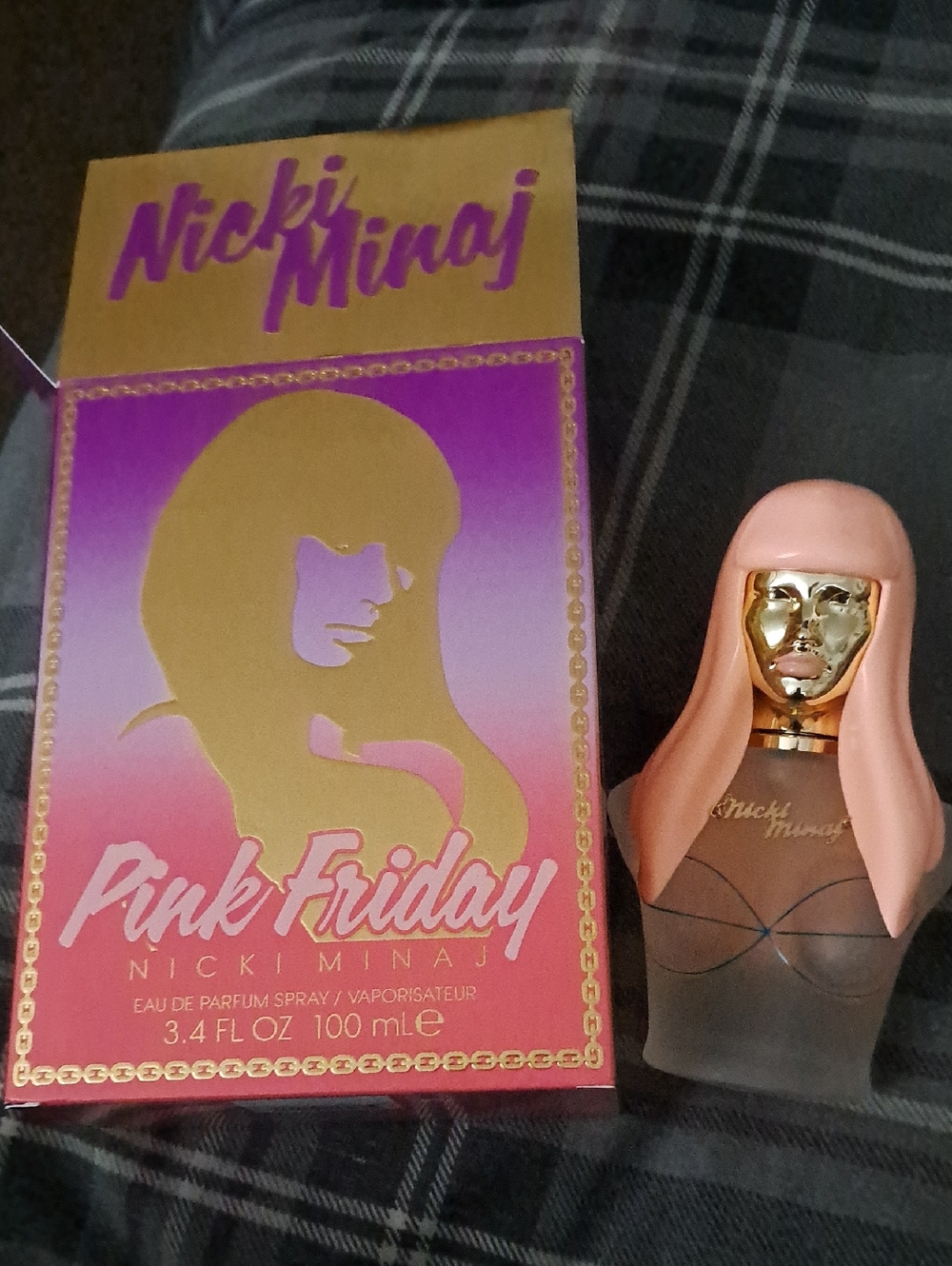 Nicki Minaj Pink Friday Eau de Parfum - Pink & Gold Accents